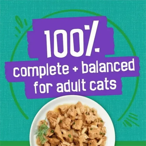 Friskies Indoor Saucy Seafood Bake with Greens, Wet Cat Food 156g, 156 g